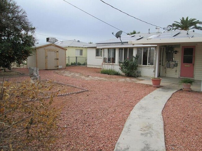 Building Photo - 2 Bedroom, 2 Bath Home Coming Soon!