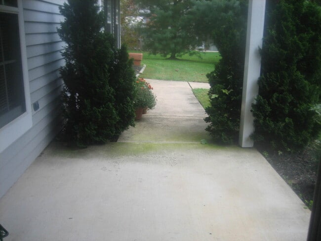 Building Photo - Beautiful 2 bedroom 2 bathroom First Floor Condo in Bel Air