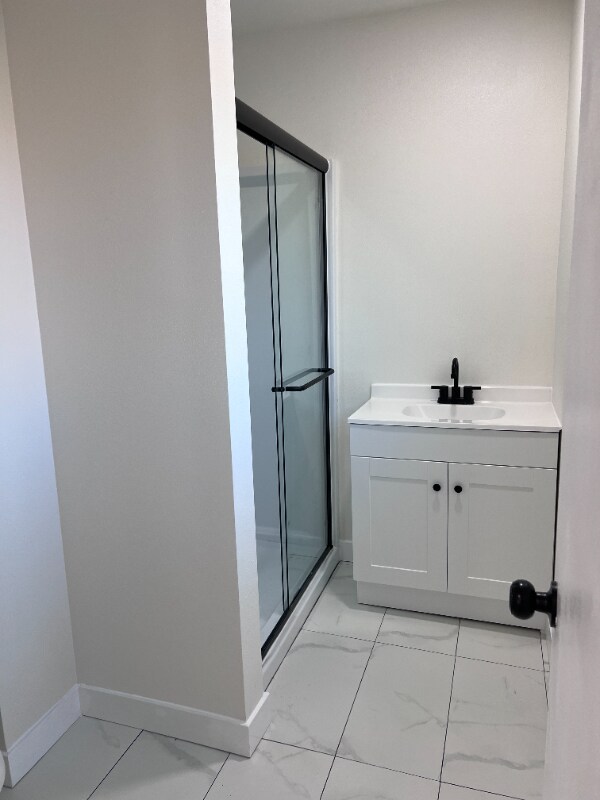 Building Photo - 10079 Sparrow Ave