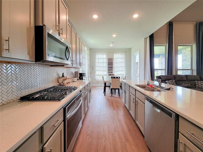 Building Photo - 6322 Cambrai Wood Ln