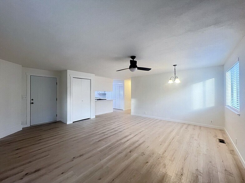 Building Photo - 2004 S Leadville Ave