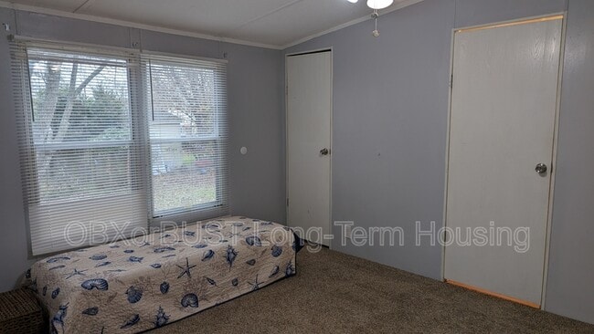 Building Photo - 106 Sumac Ln