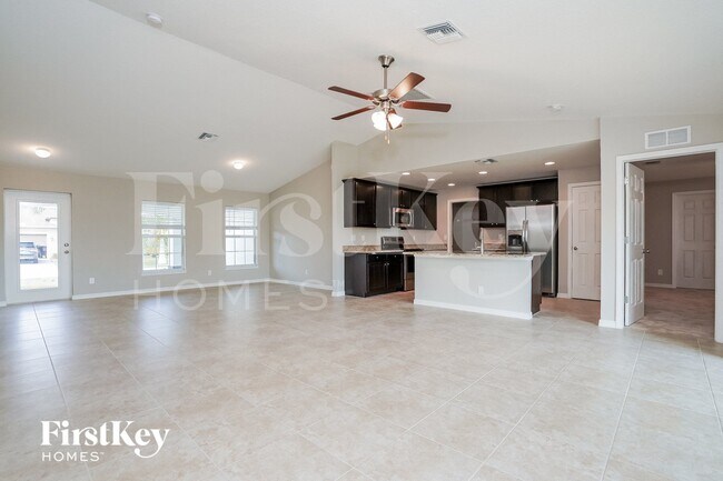 Building Photo - 1114 SW 40th Terrace