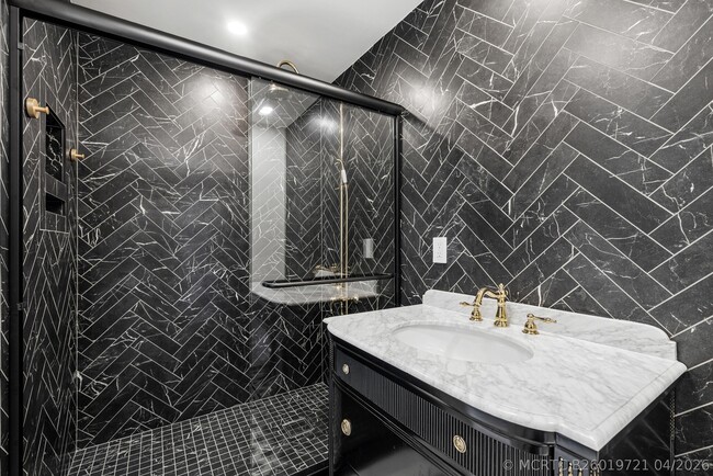Building Photo - 4419 E Sanderling Cir