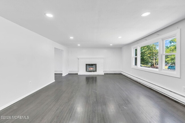 Building Photo - 67 Shady Nook Dr
