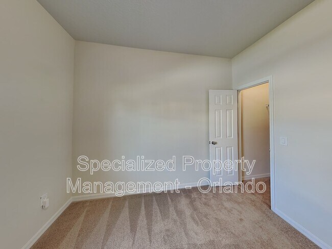 Building Photo - 3417 Soaring Dr