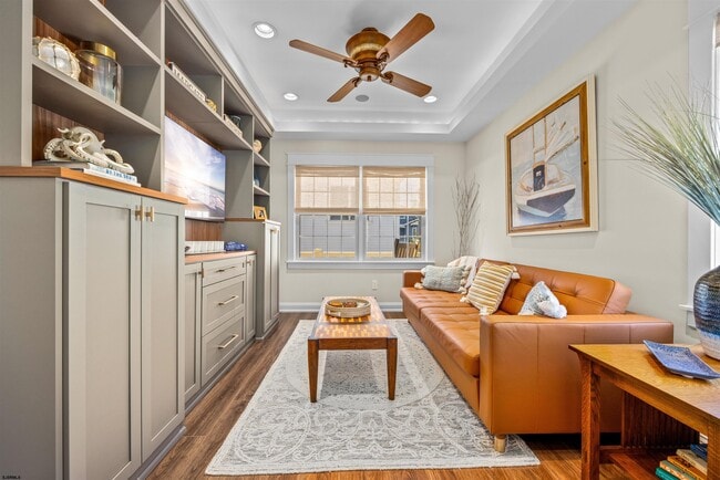 Building Photo - 28 N Colgate Ave