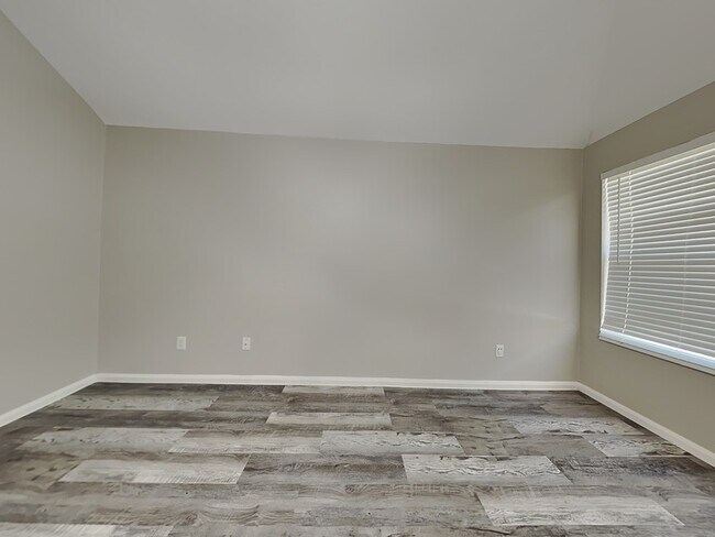 Building Photo - 22506 Spence Park Ct