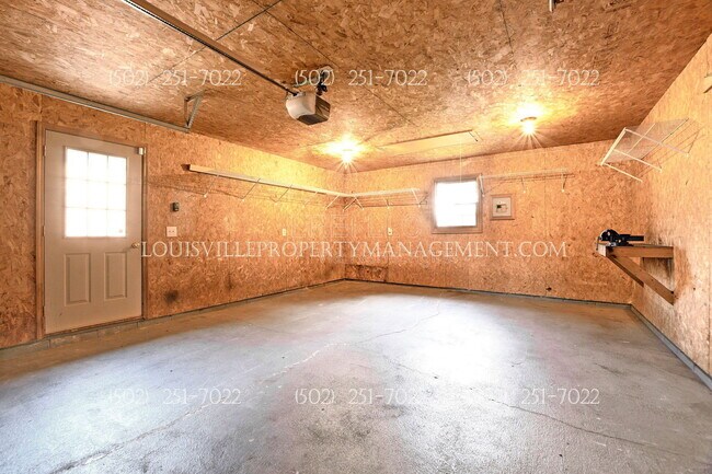 Building Photo - 1001 Navajo Dr