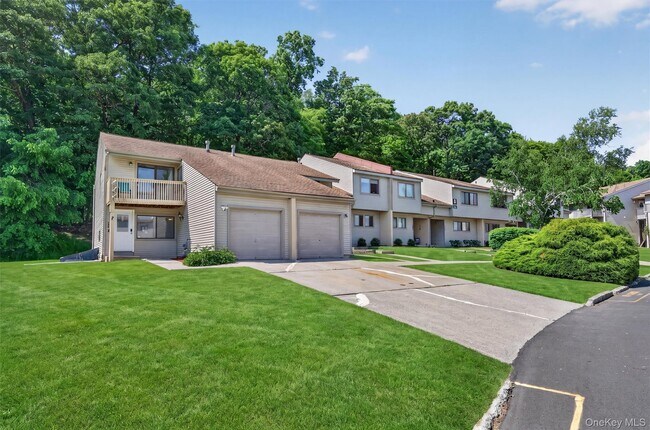 Building Photo - 202 Concord Ln