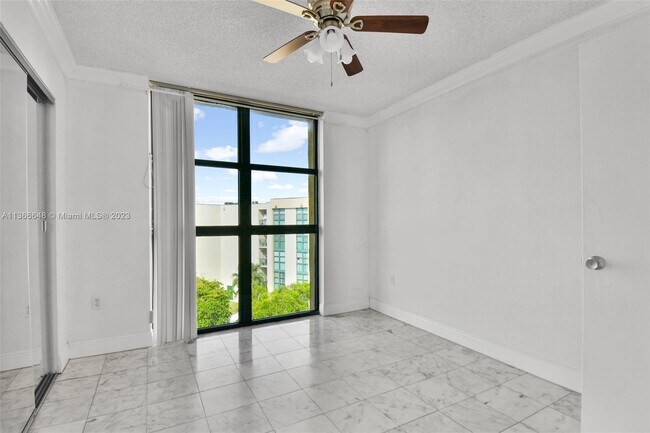 Building Photo - 11800 SW 18th St