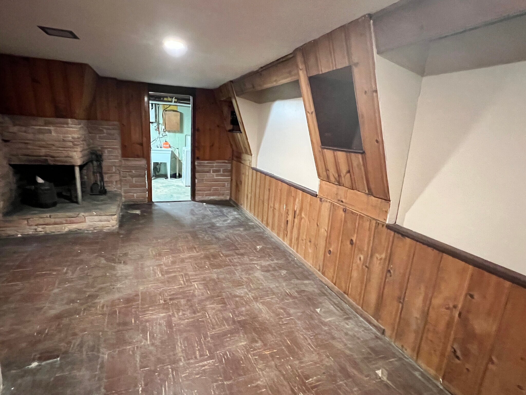 Building Photo - 4107 E Chester Dr