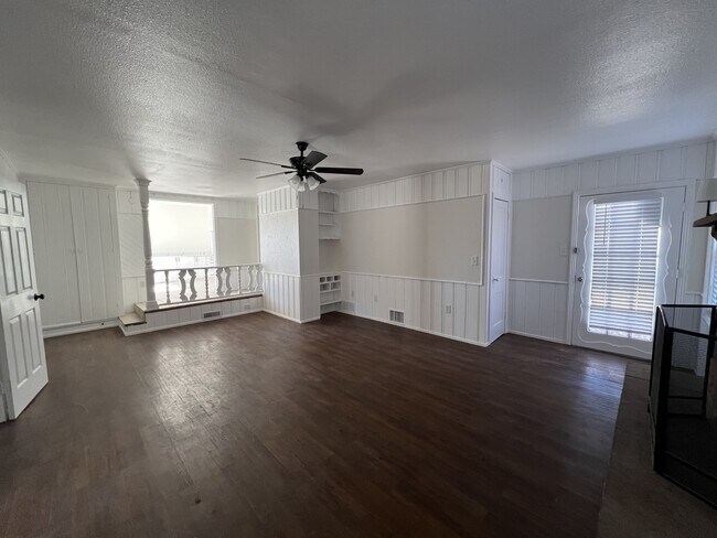 Building Photo - 2517 28th St