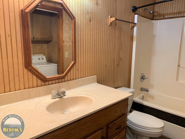 Building Photo - 159 David Sides Rd