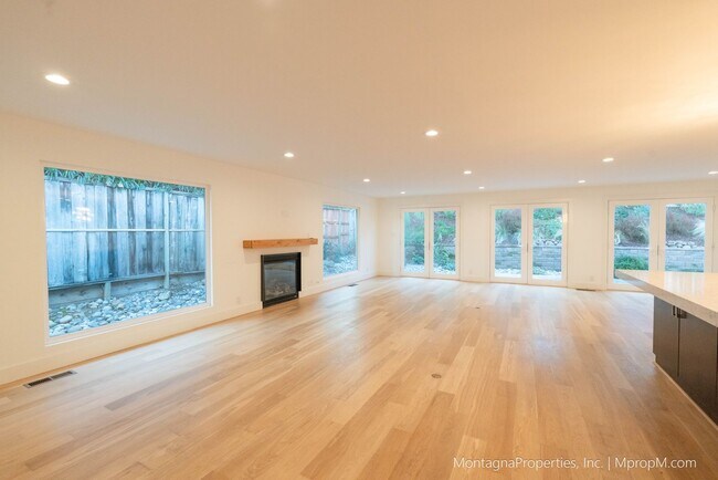 Building Photo - Los Gatos Single Story House on LARGE Lot updated in 2024!