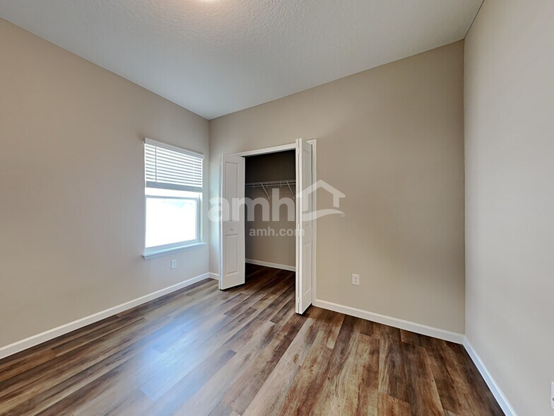 Building Photo - 295 Stone Arbor Ln