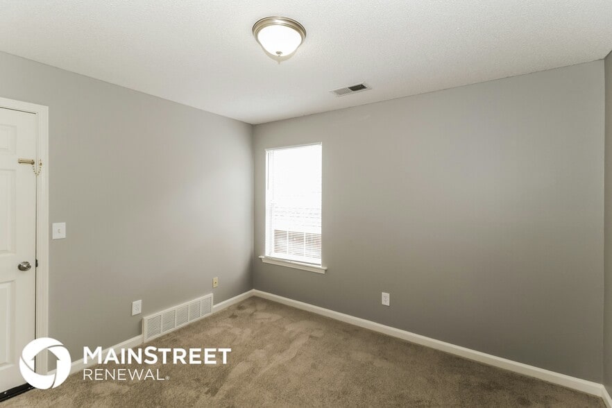 Building Photo - 9762 Misty Pine Dr