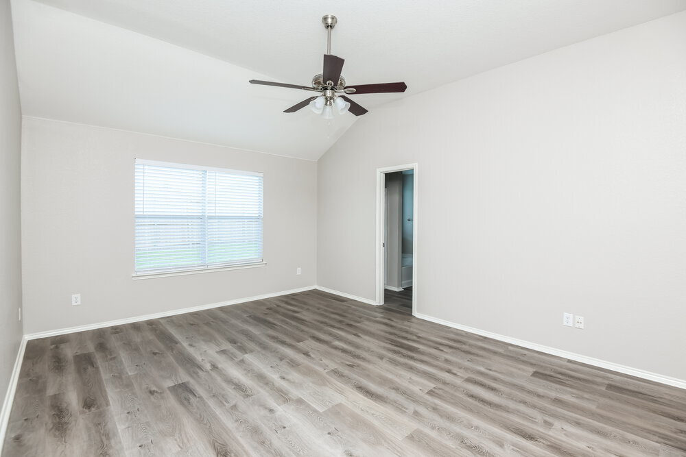 Building Photo - 1205 Artesia Dr