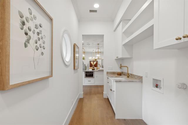 Building Photo - 6 St Laurent Pl