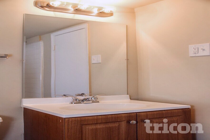 Building Photo - 4329 Cedar Ridge Trail