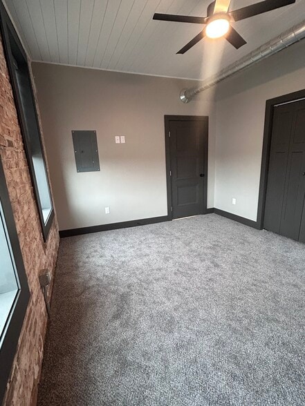 Building Photo - 101 Court St