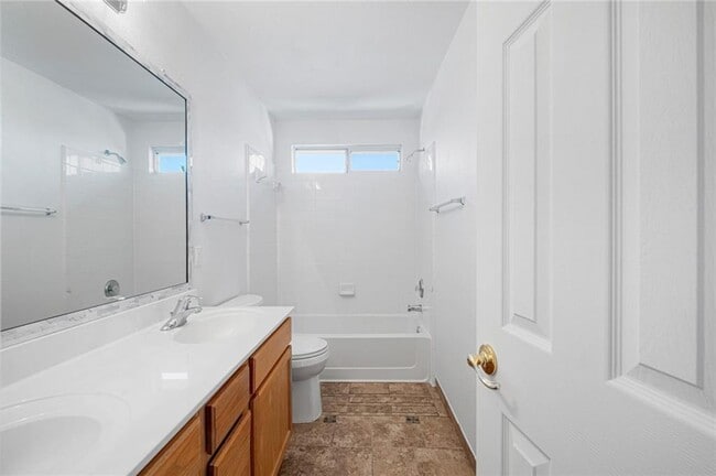 Building Photo - 5608 Netleaf Rd