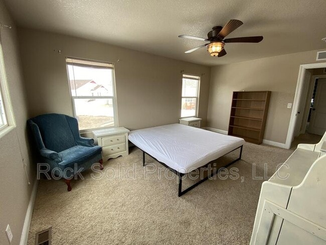 Building Photo - 6971 Boot Strap Ct