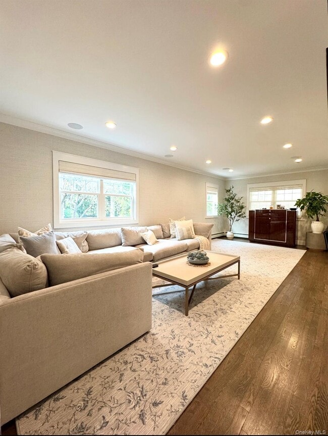 Building Photo - 42 Franklin Ave