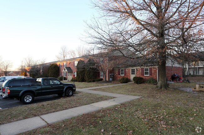 Maple Grove Apartments - Dublin Village II