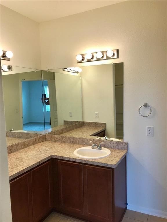 Building Photo - 364 Westminster Dr