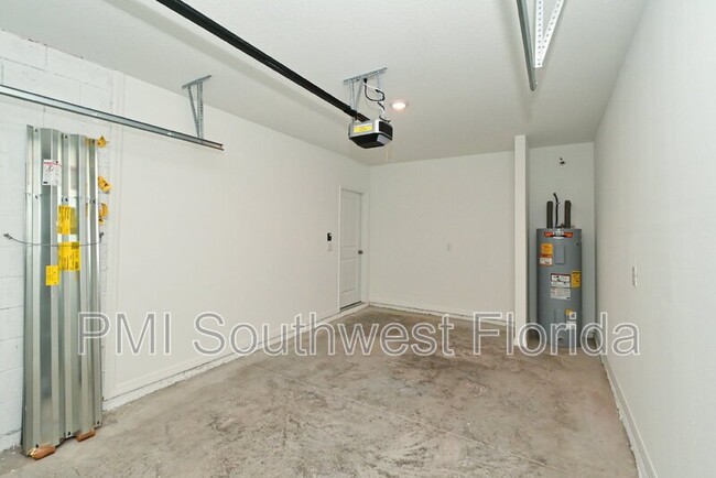 Building Photo - 5816 Ocean Isle Dr