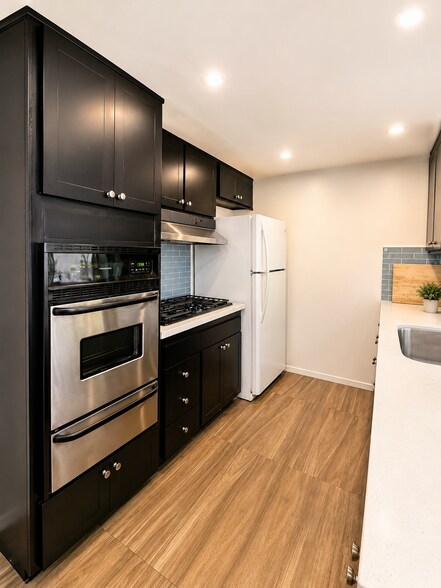 Building Photo - 211 S Wilson Ave