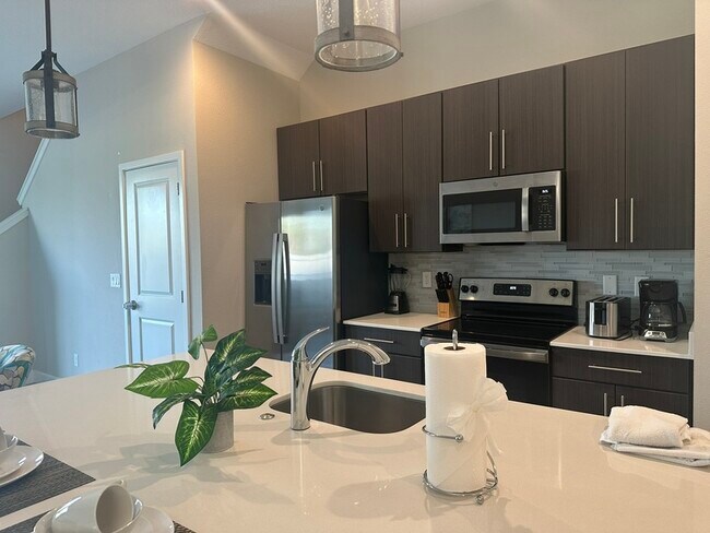 Building Photo - 240 Villa Domani Ct