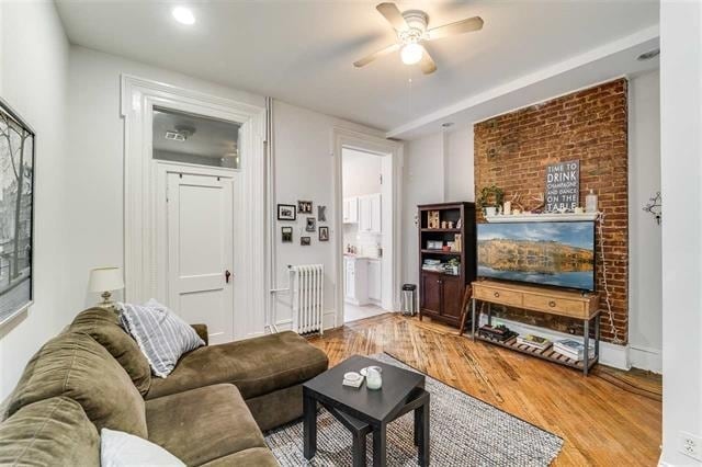 Building Photo - 219 Garden St