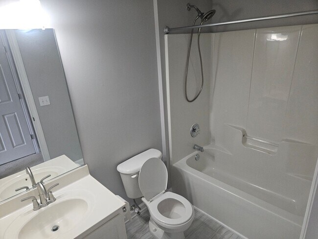 Building Photo - 5714 Clearbay Ln