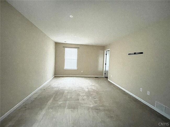 Building Photo - 113 Weeping Willow Way