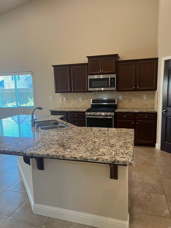 Building Photo - Charming Loma Vista Home