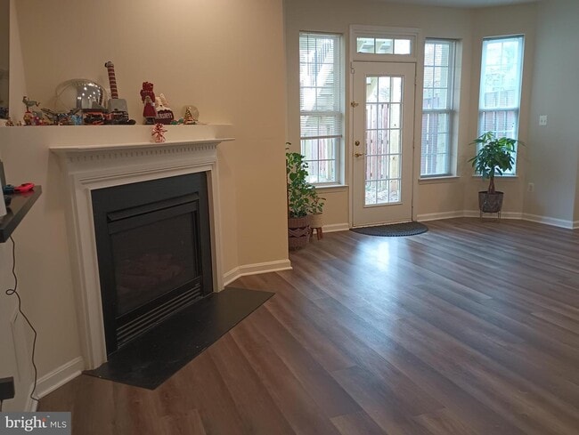 Building Photo - 42133 Fremont Preserve Square