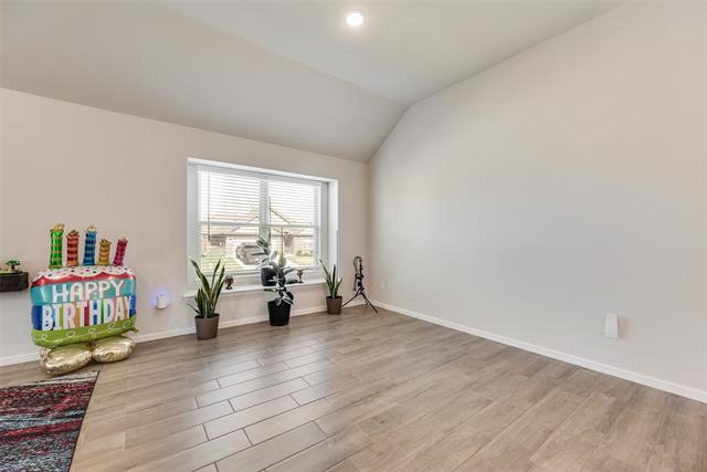 Building Photo - 8900 Bronze Meadow Dr
