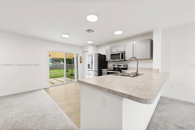 Building Photo - 4061 SW Port St Lucie Blvd