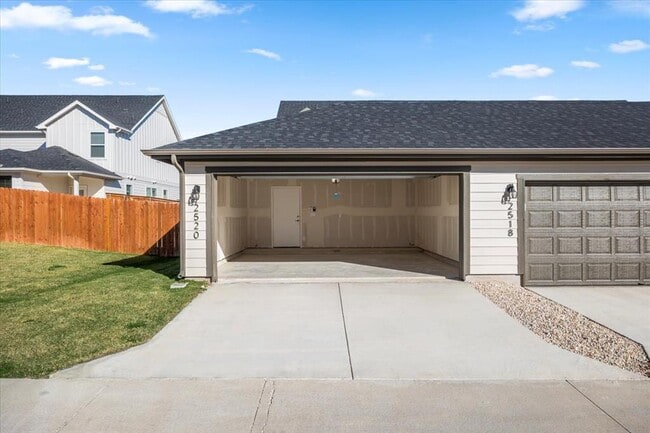 Building Photo - 2520 Ophelia Levi Ln