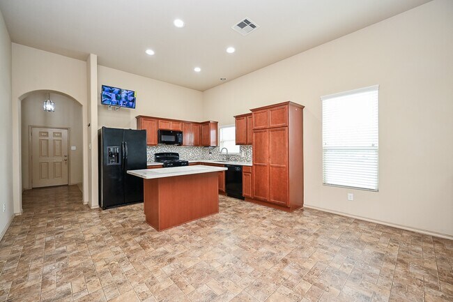 Building Photo - 20603 Flintoff Ln
