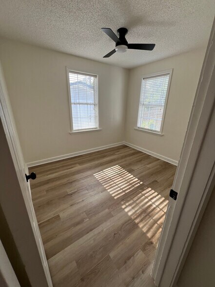 Bedroom#3 - 1178 Murray Dr