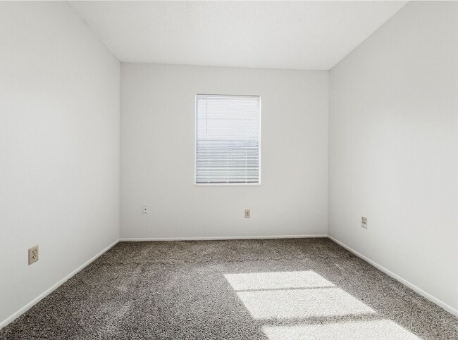 Building Photo - 3/2 Home in College Park