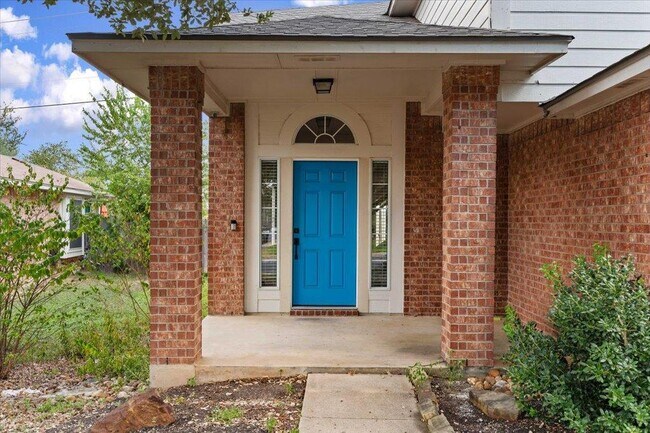 Building Photo - 1612 Rossport Bend