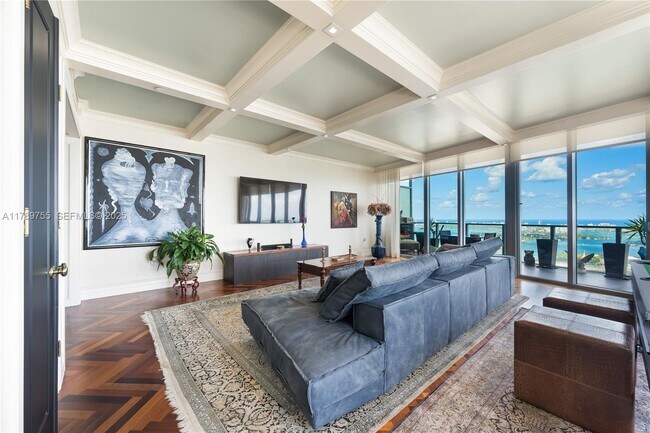 Building Photo - 1100 Biscayne Blvd