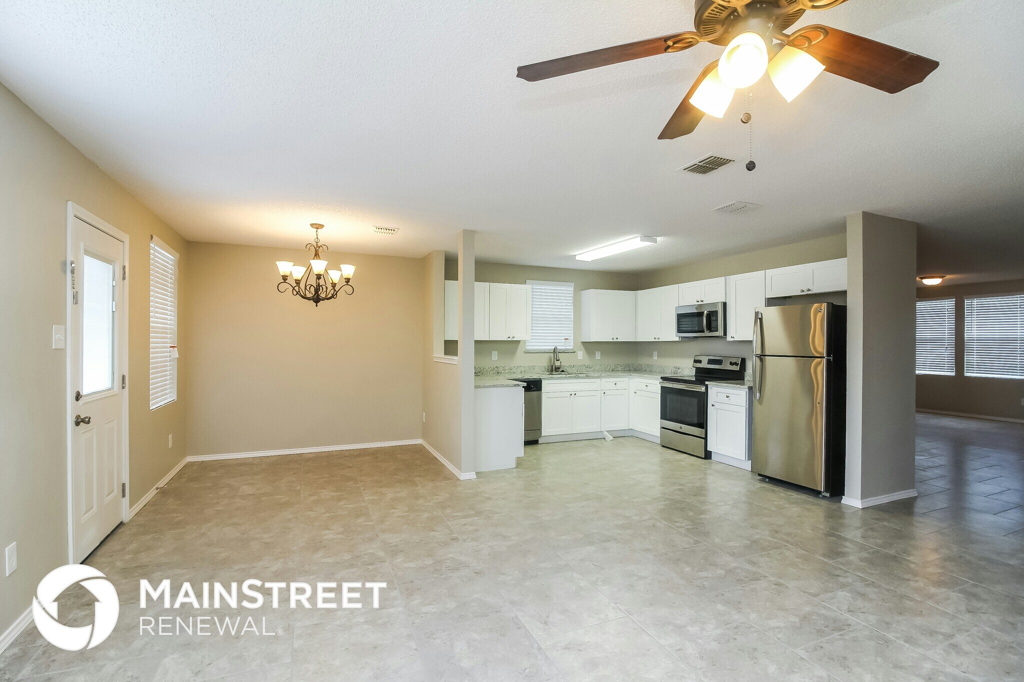 Building Photo - 1209 Candler Dr