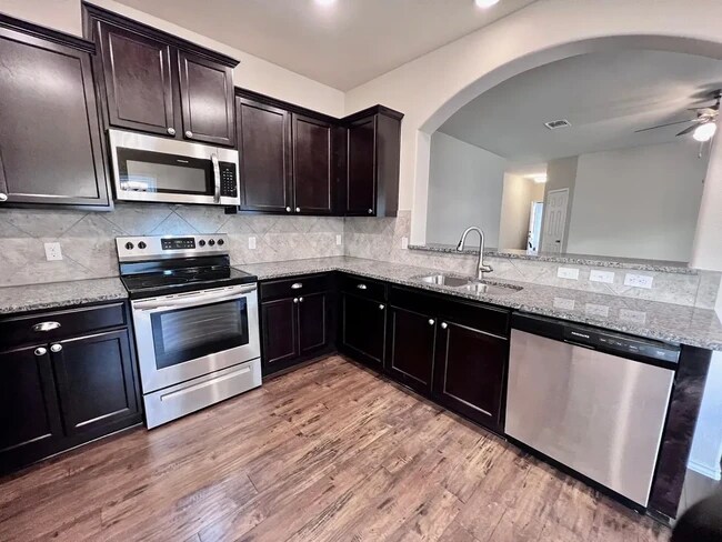 Building Photo - 6320 Dorothy Muree Dr