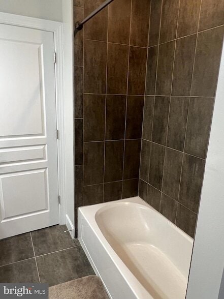 Building Photo - 4092 Sutherland Pl