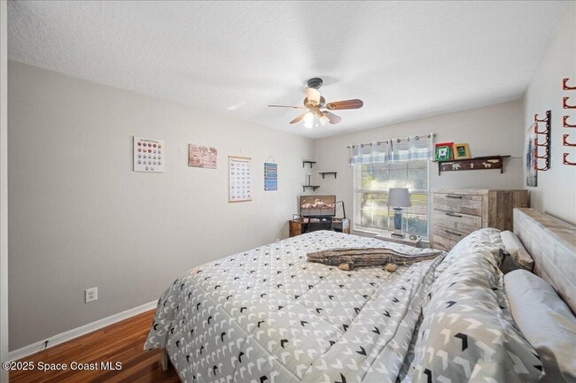 Building Photo - 1235 Pemberton Trail